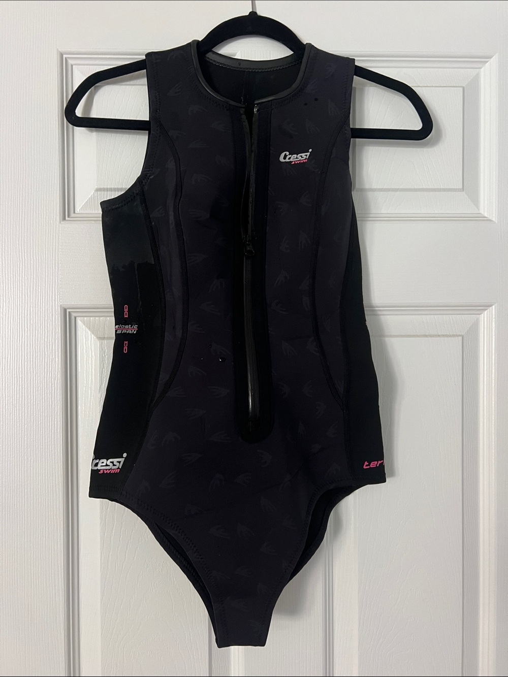 Cressi Women's Black Neoprene One-Piece Swim Vest - Front Zip